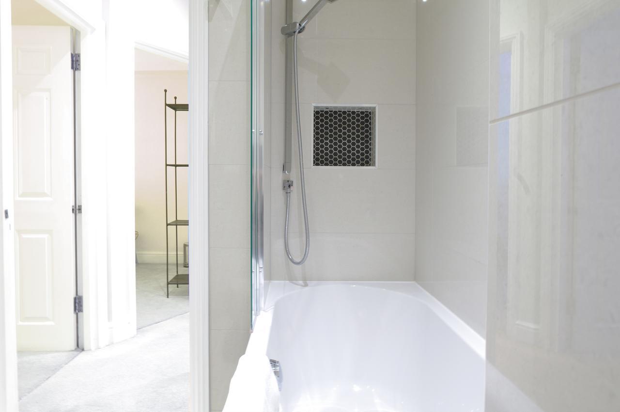 לונדון Covent Garden Superior Two Bedroom Aparment On Strand מראה חיצוני תמונה
